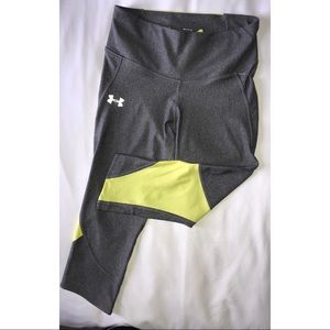 UNDER ARMOUR Fly Fast Capri leggings. NWT